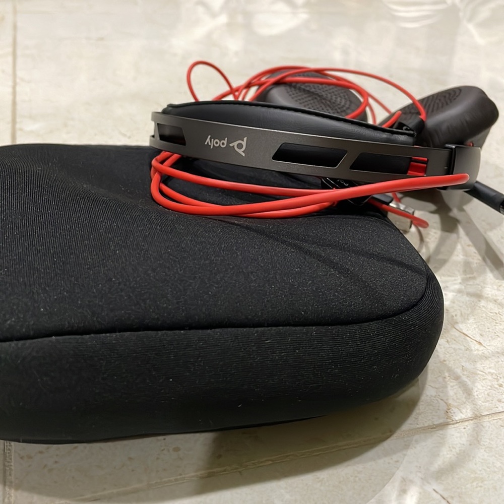 Poly Usb headset - Picture 2 of 2